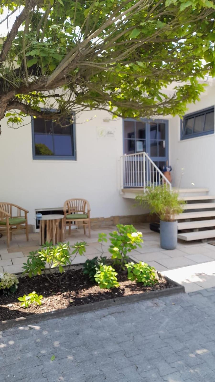 Eschment Hotel 3*